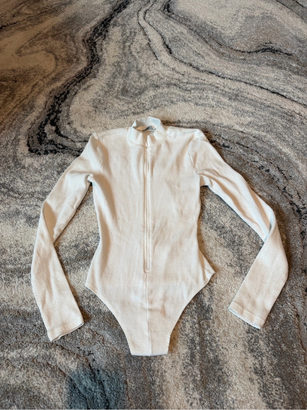 White long sleeve bodysuit